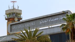 Une photo prise le 11 avril 2022 montre une vue générale de l'aéroport international de Sanaa, dans la capitale yéménite, le 11 avril 2022.