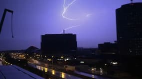 Un orage sur Paris.