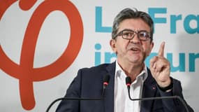 Jean-Luc Mélenchon a donné une conférence de presse le 19 octobre à Paris. 