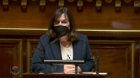 "J'ai eu une IVG, je n'ai pas été traumatisée": La vice-présidente du Sénat, Laurence Rossignol, témoigne de son expérience devant le Sénat