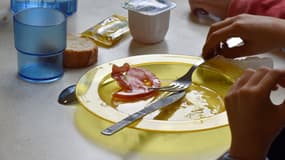 Dans une cantine scolaire de Bordeaux en septembre 2017 (photo d'illustration)