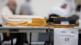 Centre dé décompte des votes à Détroit, au Michigan, le 4 novembre 2020