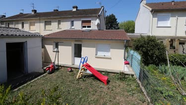 Une femme est actuellement en garde à vue dans le cadre de l'enquête sur l'attentat déjoué. Son domicile de Saint-Dizier, visible sur la photo, a été perquisitionné.