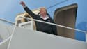 Donald Trump à sa descente d'avion à Houston.