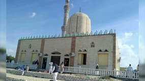 Egypte: au moins 235 morts dans l'attaque d'une mosquée dans le Sinaï