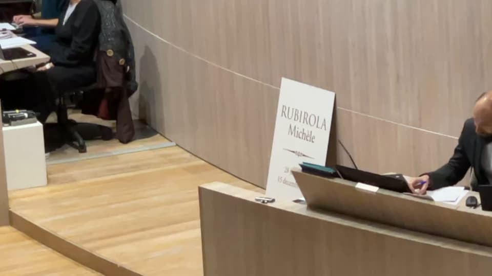 Une pancarte brandie lors du conseil municipal de Marseille, le 15 décembre 2023. Une pancarte brandie lors du conseil municipal de Marseille, le 15 décembre 2023.