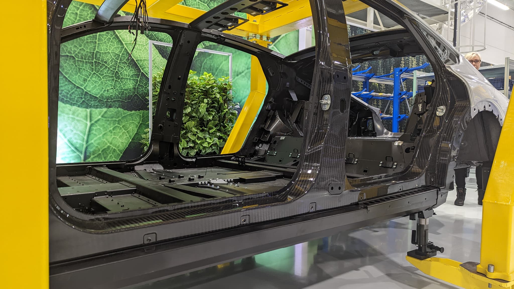 Parmi les secrets de la légèreté de la Lightyear 0, une structure entièrement en carbone, un châssis en aluminium et une batterie de taille limitée.