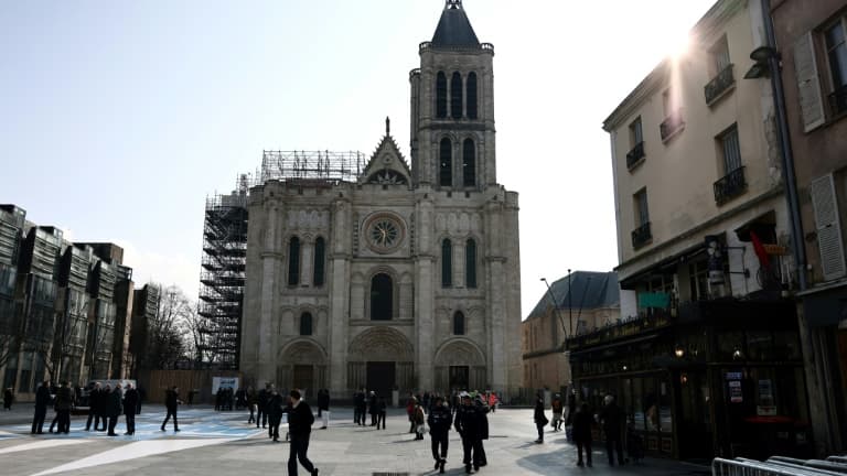 "ELLE EST DANS L'AIR DU TEMPS": LA BASILIQUE SAINT-DENIS EN LICE POUR DEVENIR LE MONUMENT PRÉFÉRÉ DES FRANÇAIS