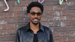 L'humoriste américain Jak Knight, en mars 2022, à Los Angeles.