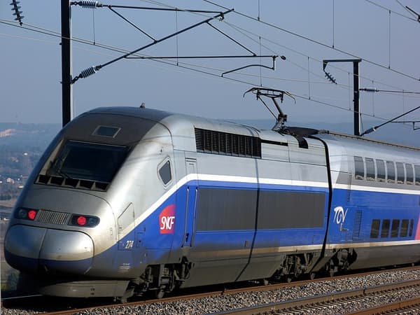 Le TGV Duplex en livrée Atlantique Le TGV Duplex en livrée Atlantique