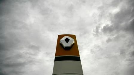 Renault va déposer plainte mercredi dans l'affaire d'espionnage industriel présumé visant trois de ses cadres, après une série d'entretiens préalables à un licenciement qui ont eu lieu mardi entre la direction et les salariés mis en cause. /Photo d'archiv