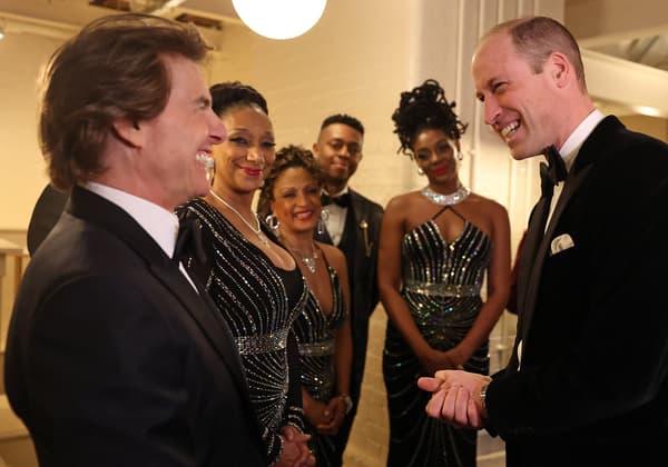 Tom Cruise et le prince William le 7 février 2024 lors du gala au profit de la London Air Ambulance