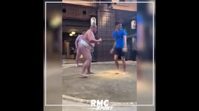 Insolite : Quand Djokovic s’essaie au… sumo ! Non sans mal