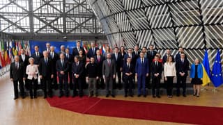 Les dirigeants de l'UE aux côtés de Volodymyr Zelensky le 9 février 2023 à Bruxelles