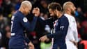 Kylian Mbappé et Neymar sur le banc du PSG à Lorient