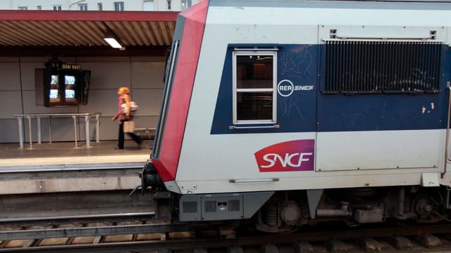 La perturbation fait suite aux dommages occasionnés par l'incendie à Nanterre Préfecture vendredi.