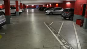 Le véhicule abandonné par Redoine Faïd a été découvert dans le parking d'un centre commercial à Sarcelles.