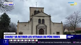 Charly va retirer les vitraux du père Ribes