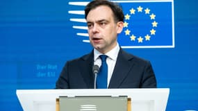 Andrzej Domański lors du Conseil des affaires économiques et financières (ECOFIN), à Bruxelles, en Belgique, le 21 décembre 2025. 