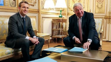 Gérard Larcher et Emmanuel Macron au Palais de l'Elysée en novembre 2017