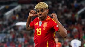 Lamine Yamal célèbre l'un de ses buts lors de France-Espagne, le 5 juin 2025