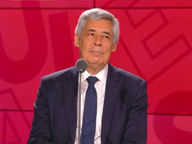 Henri Guaino, invité des Grandes Gueules de RMC, le 27 mai 2022