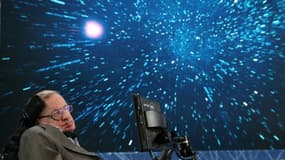 L'astrophysicien britannique Stephen Hawking est décédé le 13 mars 2018 à l'âge de 76 ans