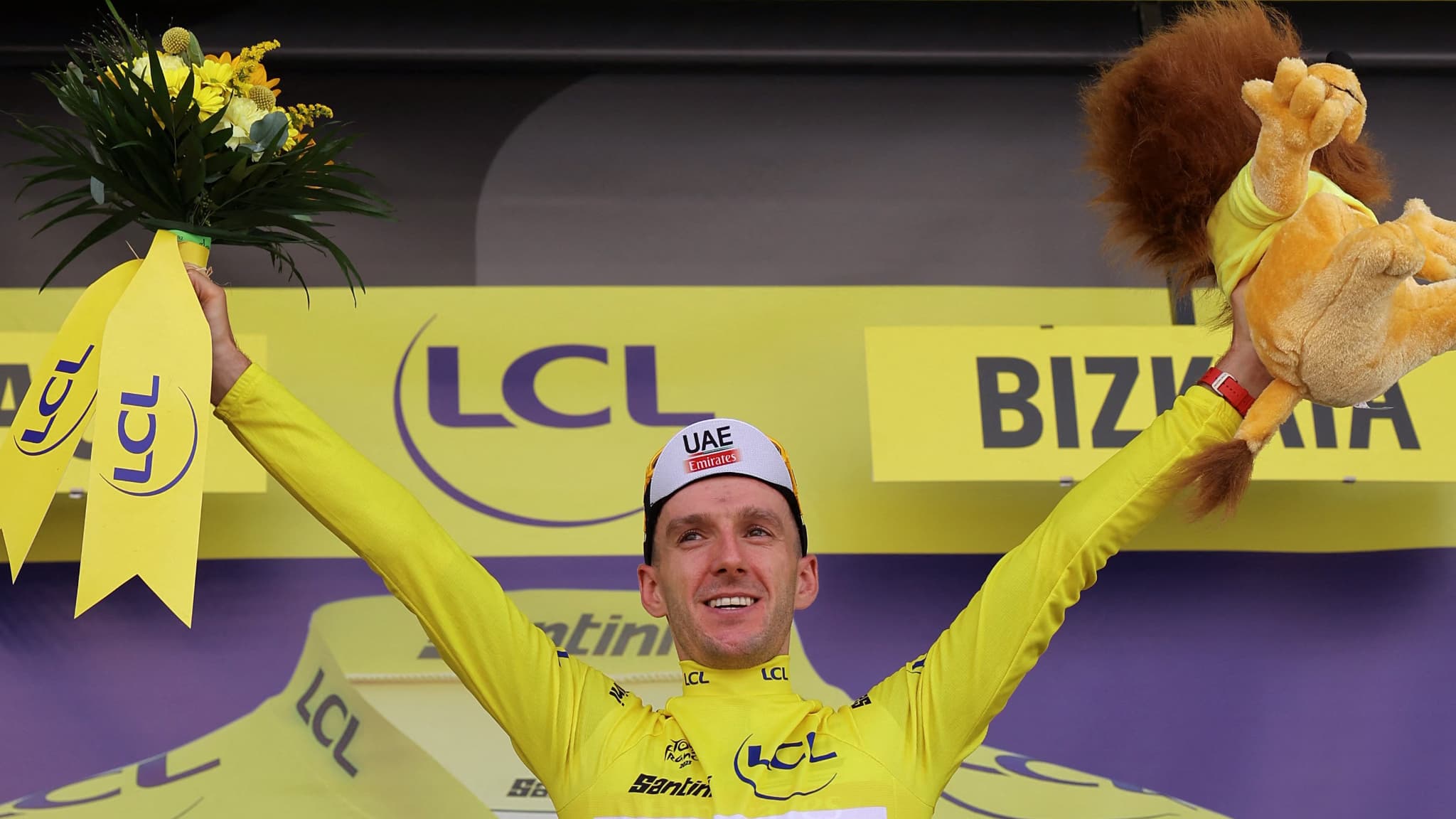 EN DIRECTO – Tour de Francia (1.ª etapa): Adam Yates se lleva el primer maillot amarillo por delante de su hermano Pogacar 3.º