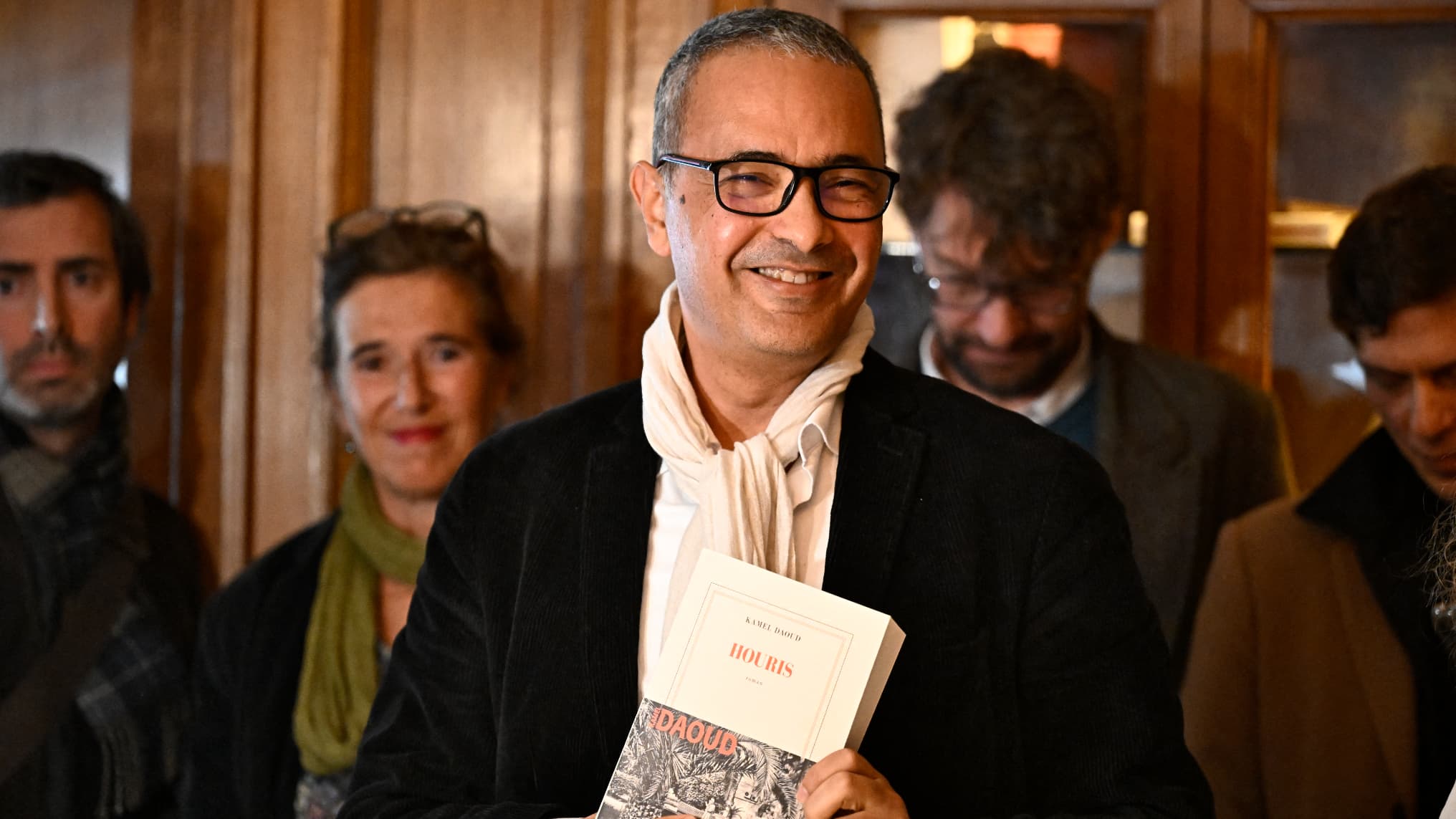 Goncourt 2024: qui est Kamel Daoud, récompensé pour son livre 