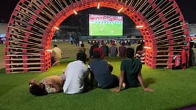 Coupe du monde 2022: Dans la fan zone pour les travailleurs migrants de Doha