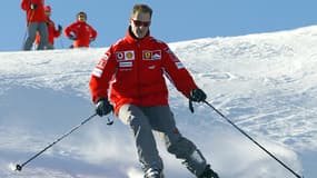 Michael Schumacher, ici en 2005, est toujours hospitalisé à Grenoble.