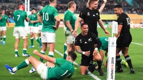 Aaron Smith a inscrit un doublé