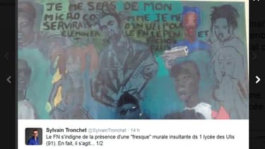 La panneau de bois qui a indigné le FN
