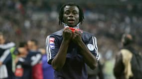 Modeste M'Bami en 2006 avec le PSG, en finale de Coupe de France