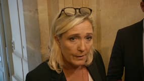 Marine Le Pen dans la salle des 4 colonnes de l'Assemblée nationale ce mardi.