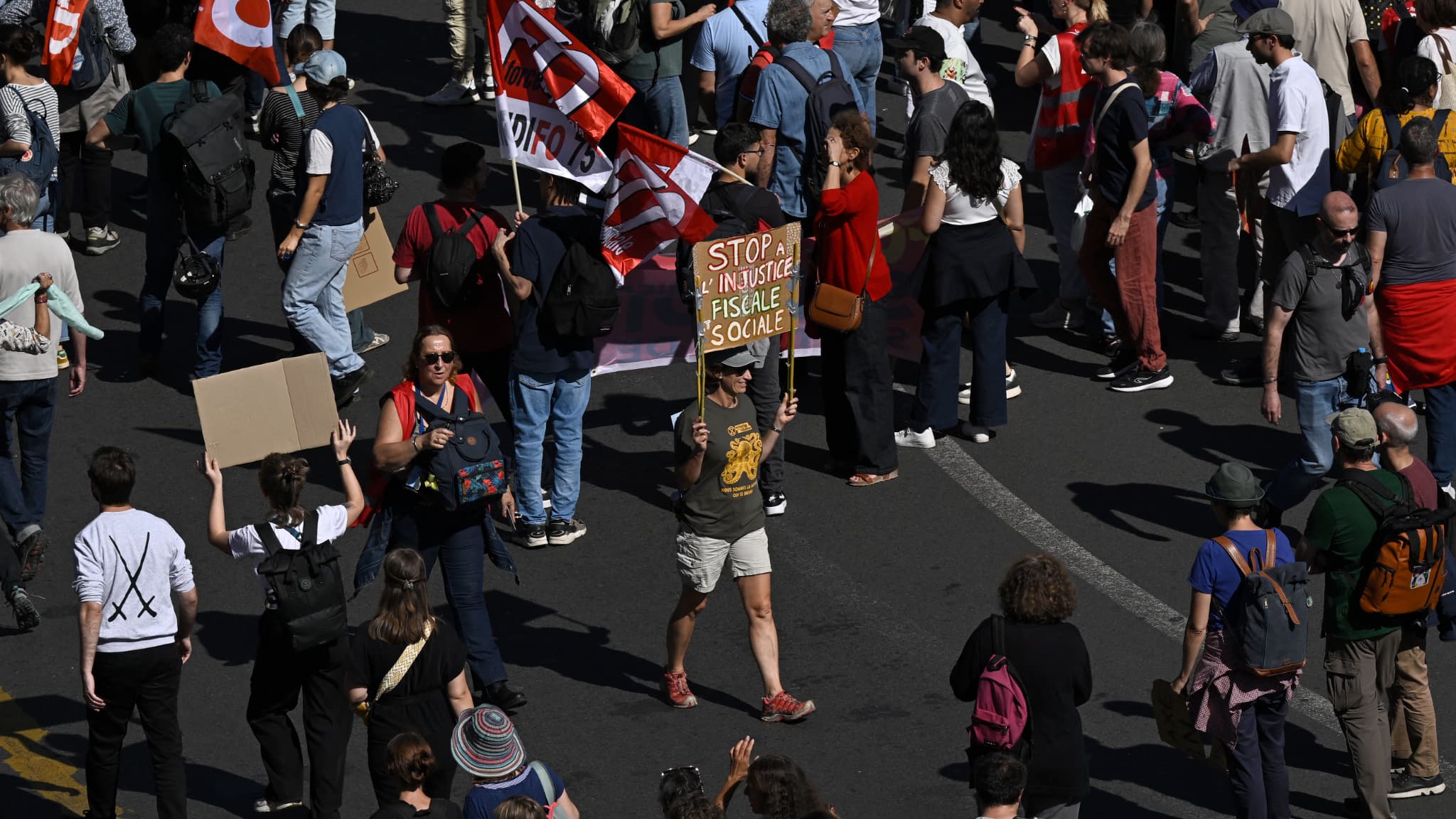 MANIFESTATIONS DU 18 SEPTEMBRE: LA CGT ANNONCE QUE "PLUS D'UN MILLION DE PERSONNES" DÉFILENT DANS TOUTE LA FRANCE