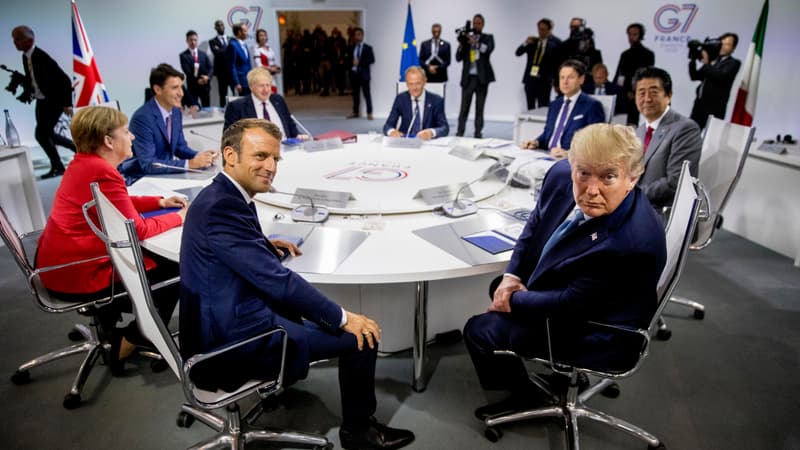 Angela Merkel, Justin Trudeau, Emmanuel Macron, Boris Johnson, Donald Tusk, Giuseppe Conte, Donald Trump et Shinzo Abe réunis au cours du G7 à Biarritz, dimanche 25 août 2019.