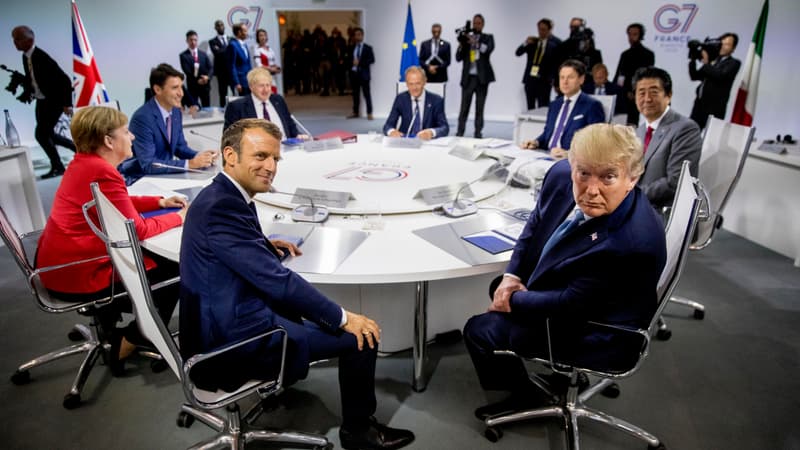 Angela Merkel, Justin Trudeau, Emmanuel Macron, Boris Johnson, Donald Tusk, Giuseppe Conte, Donald Trump et Shinzo Abe réunis au cours du G7 à Biarritz, dimanche 25 août 2019.