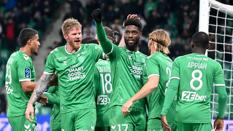 Ligue 2: en progression, Saint-Étienne passe un vrai test contre Sochaux