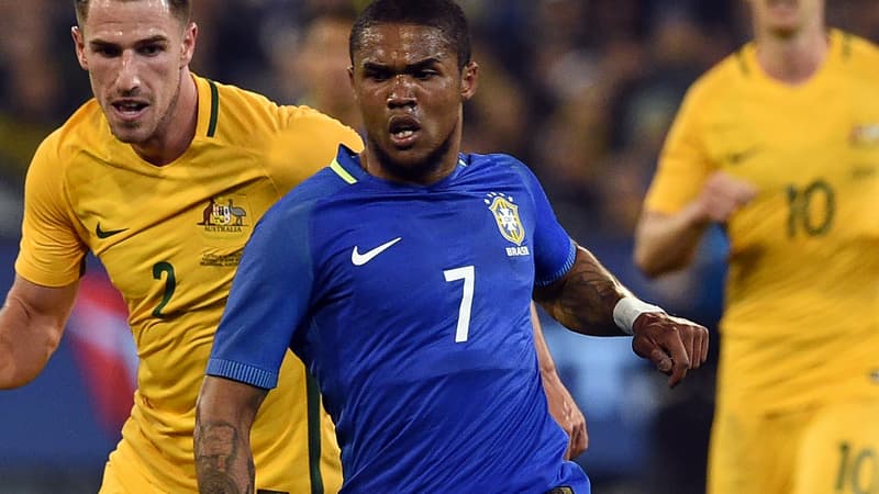 Douglas Costa