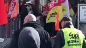 SNCF: contre la réforme, il chante "Borne, tu dérailles"... version cheminote de "Born to be alive"