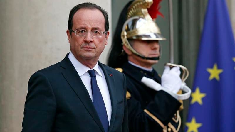 Le président français François Hollande a salué mercredi l'annonce d'un cessez-le-feu entre Israël et le Hamas et félicité les autorités égyptiennes pour leur médiation. /Photo prise le 21 novembre 2012/REUTERS/Benoît Tessier