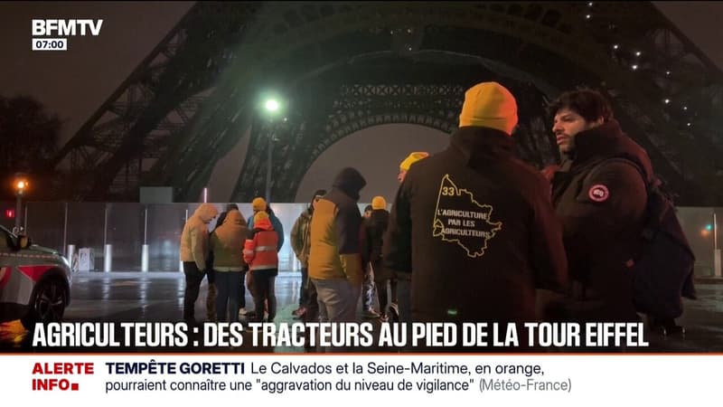 Des agriculteurs mobilisés Porte d'Auteuil à Paris