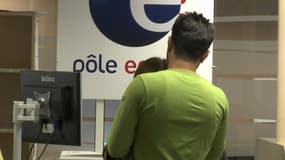 Allocation supprimée, radiation... Le gouvernement durcit le ton avec les chômeurs