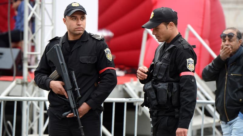 Des policiers tunisiens (photo d'illustration).