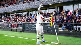 Arnaud Kalimuendo célèbre son but lors de Guingamp-Rennes (0-2) en 32e de finale de la Coupe de France, le 7 janvier 2024