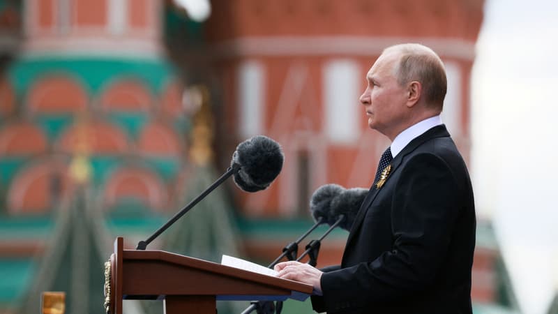 Engins blindés, drones: Vladimir Poutine promeut les armes russes utilisées 