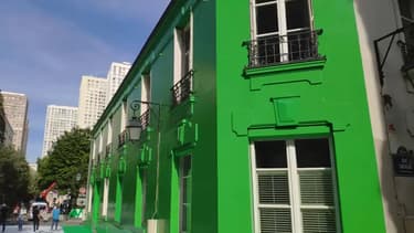 Une rue de la Butte-aux-Cailles a été repeinte en vert.