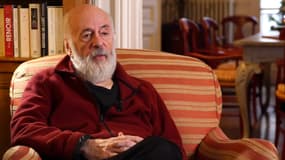 "Je crois qu'il a la flemme d'apprendre." Le réalisateur Bertrand Blier explique comment Gérard Depardieu récite ses textes sans les connaître