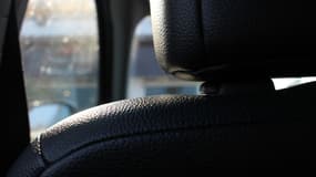L'intérieur d'une voiture (image d'illustration)